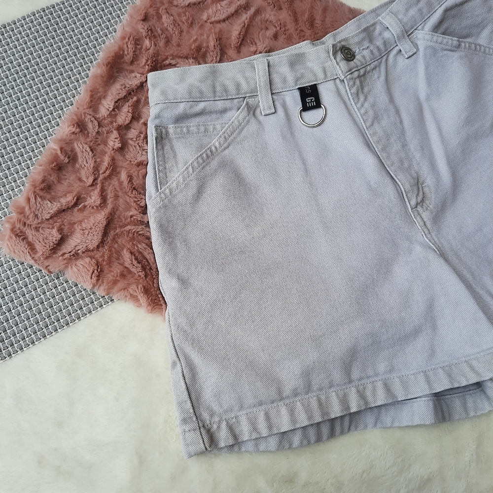 Vintage 90's Y2K Gitano Mom High Rise Denim Jean Shorts Gray